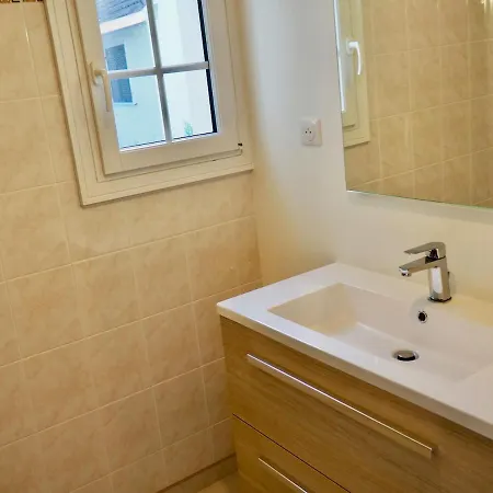 Les Rosiers Private Parking Villa