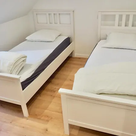 Les Rosiers Private Parking Villa Le Touquet