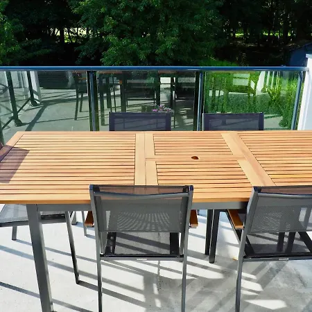 Les Rosiers Private Parking * Le Touquet