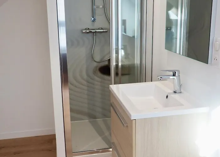 Les Rosiers Private Parking Le Touquet